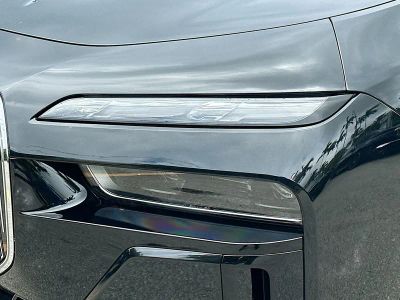 2024 BMW i7 — photo 28 view