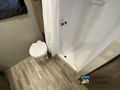 2020 CrossRoads RV Zinger - Photo 15
