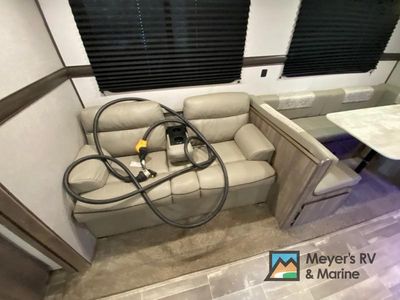 2020 CrossRoads RV Zinger - Photo 8