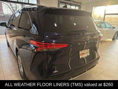 2023 Toyota Sienna Limited - Photo 6
