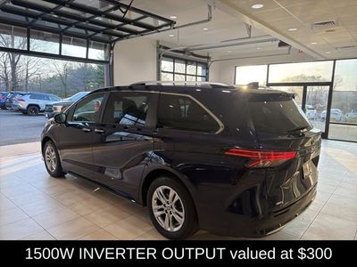 2023 Toyota Sienna Limited - Photo 5