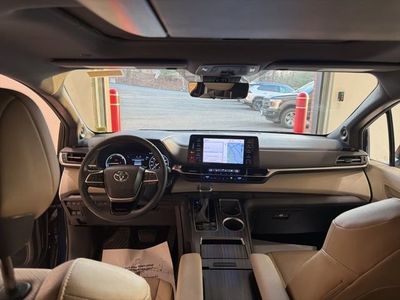 2023 Toyota Sienna Limited - Photo 20