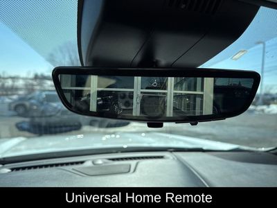 2024 GMC Yukon Denali Ultimate - Photo 18