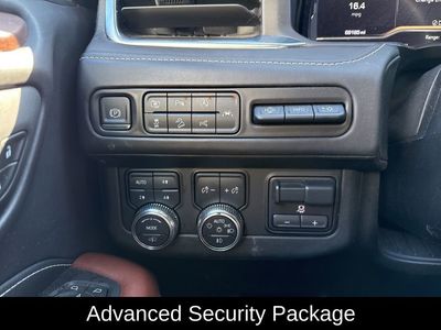 2024 GMC Yukon Denali Ultimate - Photo 13