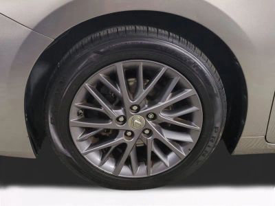 2018 Lexus ES — photo 11 view