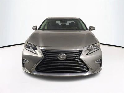 2018 Lexus ES — rear three-quarter view
