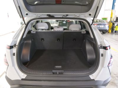 2025 Hyundai Kona — photo 11 view