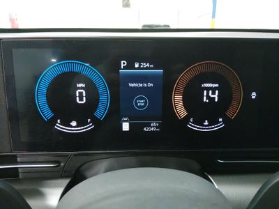 2025 Hyundai Kona — photo 14 view