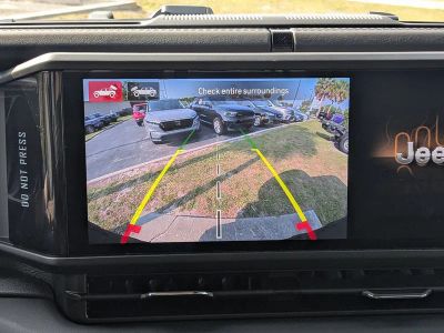 2026 Jeep Wrangler — photo 30 view