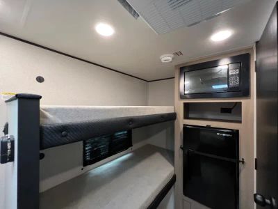 2026 Jayco PROWLER LYNX - Photo 7