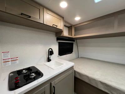 2026 Jayco PROWLER LYNX - Photo 4