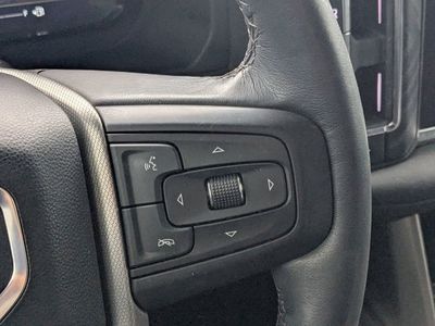 2024 GMC Yukon - Photo 25