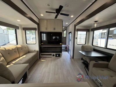 2027 Forest River RV Cherokee Arctic Wolf — photo 15 view