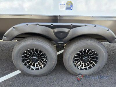 2027 Forest River RV Cherokee Arctic Wolf — photo 10 view