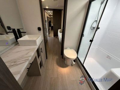 2027 Forest River RV Cherokee Arctic Wolf — photo 29 view