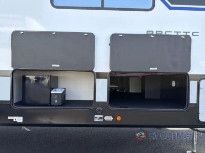 2027 Forest River RV Cherokee Arctic Wolf — photo 12 view
