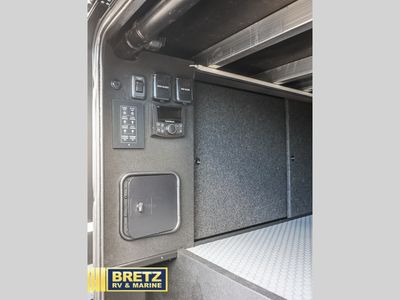 2026 Brinkley Model G - Photo 12