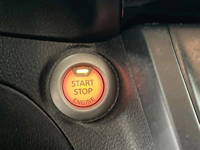2019 Nissan Sentra — photo 20 view