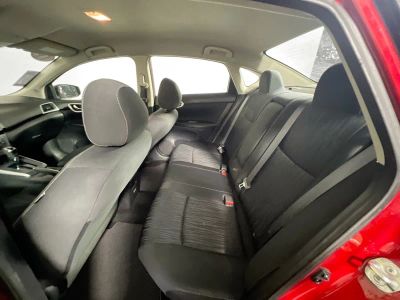 2019 Nissan Sentra — photo 25 view