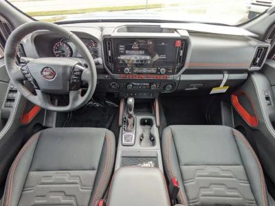 2026 Nissan Frontier — photo 16 view