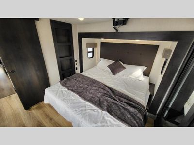 2026 Forest River RV Sabre - Photo 71