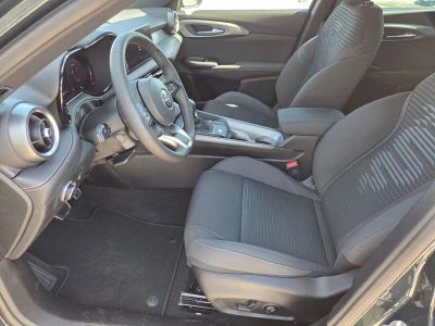 2026 Alfa Romeo Tonale — photo 18 view