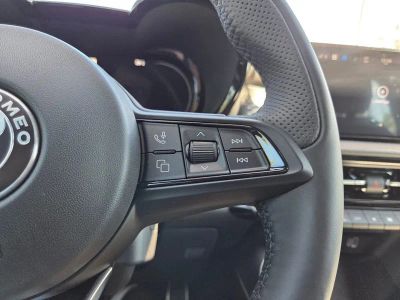 2026 Alfa Romeo Tonale — photo 26 view