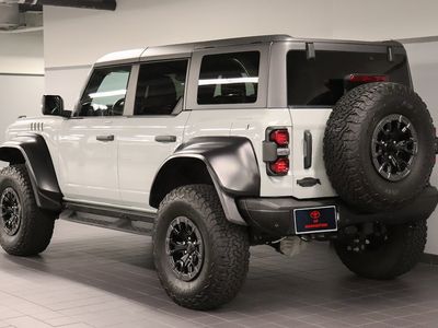 2023 Ford Bronco - Photo 3