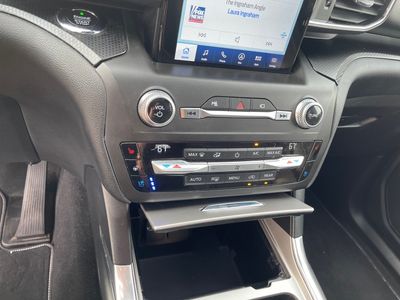 2020 Ford Explorer — photo 14 view