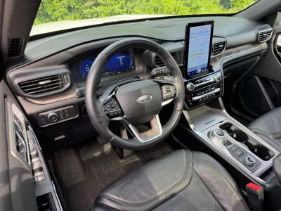 2021 Ford Explorer - Photo 3