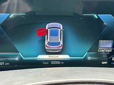 2026 BMW X5 — photo 9 view