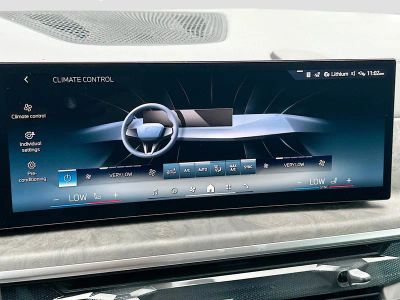 2026 BMW X5 — photo 13 view