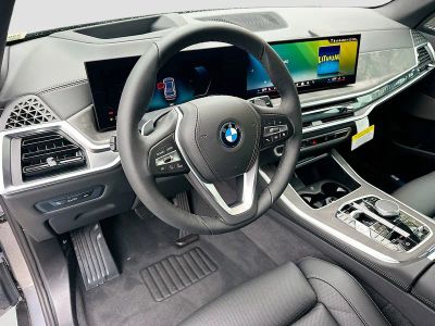 2026 BMW X5 — photo 7 view