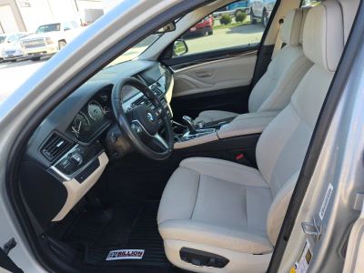 2016 BMW 5 Series — photo 9 view