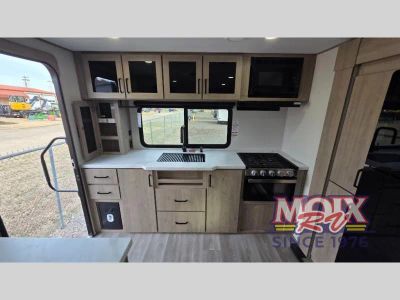 2026 Grand Design Imagine XLS - Photo 8