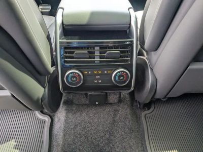 2026 Land Rover Range Rover — photo 14 view