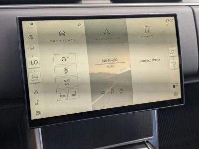2026 Land Rover Range Rover — photo 22 view