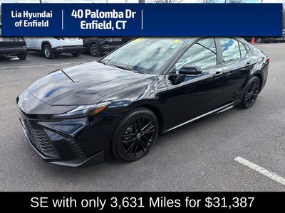 2026 Toyota Camry SE - Photo 2