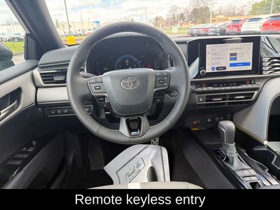 2026 Toyota Camry SE - Photo 14