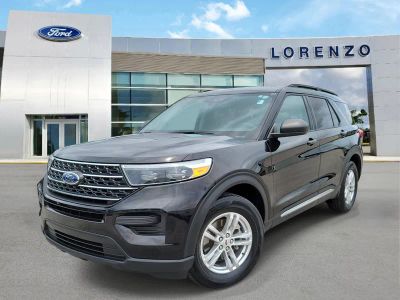 2023 Ford Explorer XLT in Agate Black Metallic — front three-quarter view