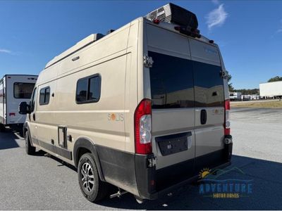 2025 Winnebago Solis - Photo 3