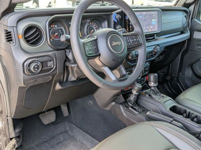 2025 Jeep Gladiator - Photo 26