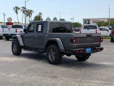 2025 Jeep Gladiator - Photo 3