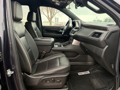 2024 Chevrolet Tahoe — photo 8 view