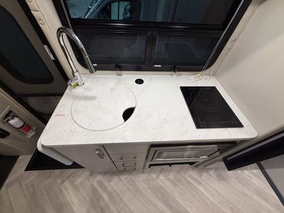2026 Thor Motor Coach COMPASS GO - Photo 7