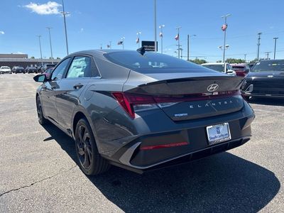 2026 Hyundai Elantra - Photo 7