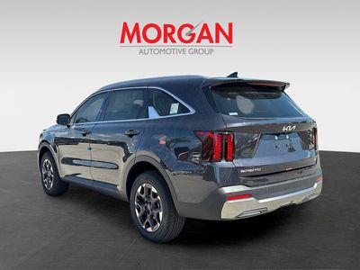 2026 Kia Sorento - Photo 3