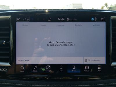 2024 Chrysler Pacifica — photo 21 view
