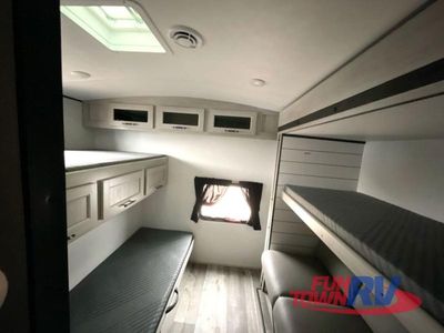2025 CrossRoads RV Sunset Trail - Photo 35