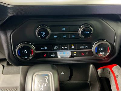 2023 Ford Bronco — photo 23 view
